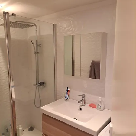 3 Pieces A 5 Minutes De La N7 Апартаменты Сен-Лоран-дю-Вар